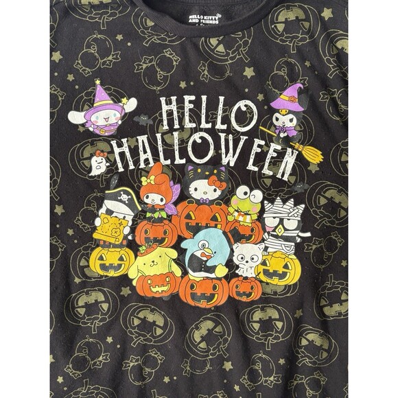 Sanrio Hello Kitty & Friends Halloween Graphic Crewneck Sweatshirt. Large - Picture 2 of 4